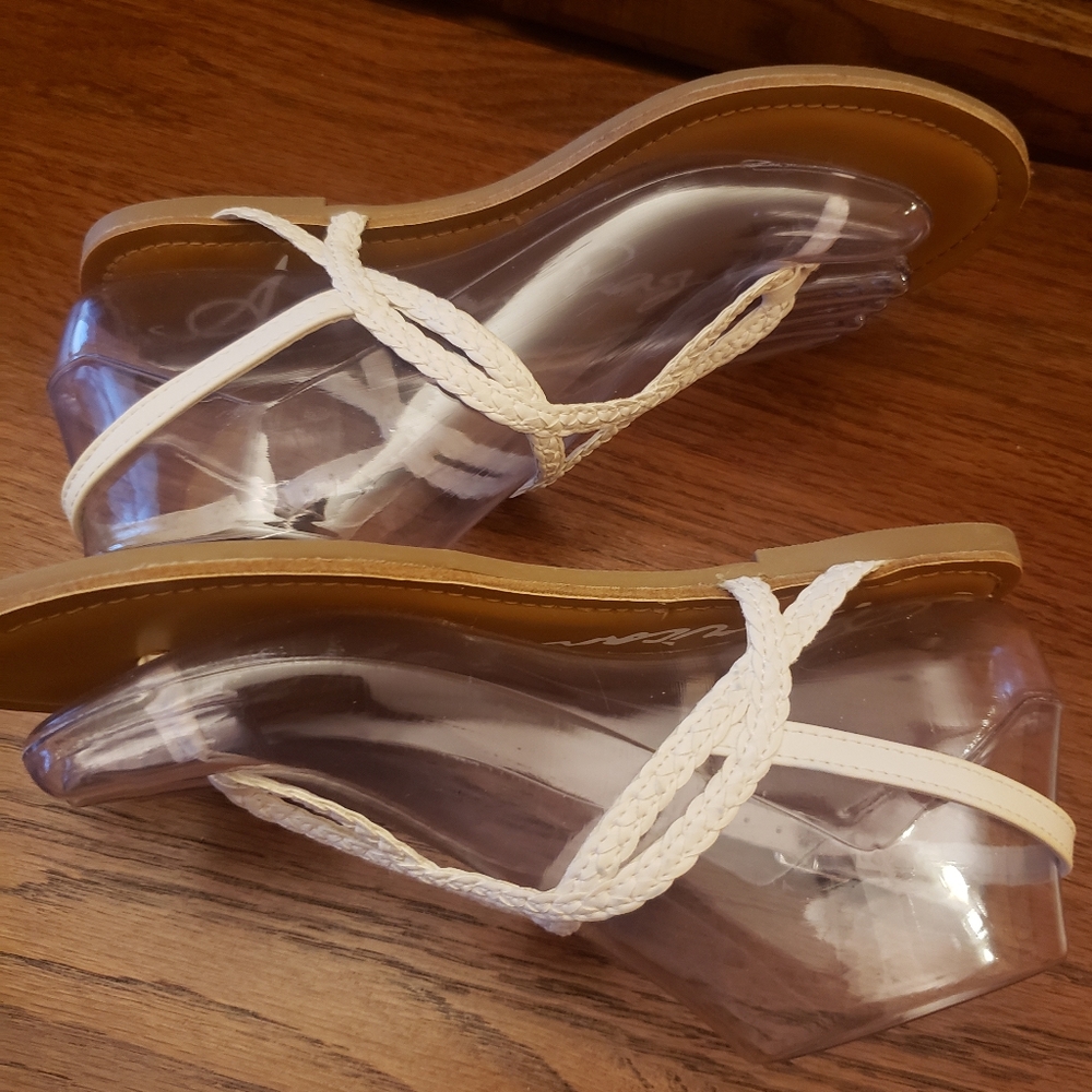 American Rag Sandals! - Picture 3 of 8